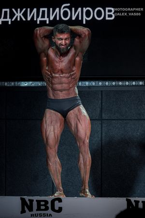 CLASSIC PHYSIQUE